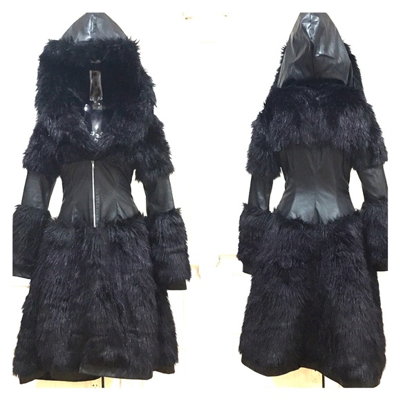 Phaze Clothing Jackets & Blazers - Gorgeous Faux Leather Fur Coat